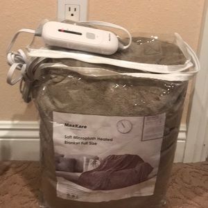 Soft Microplush Heated Blanket full size